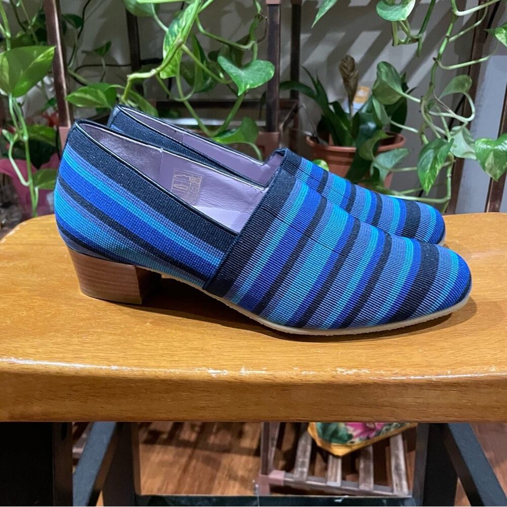 SAS Kitten Heel Blue Loafer Brenda Size 7WW New in Box